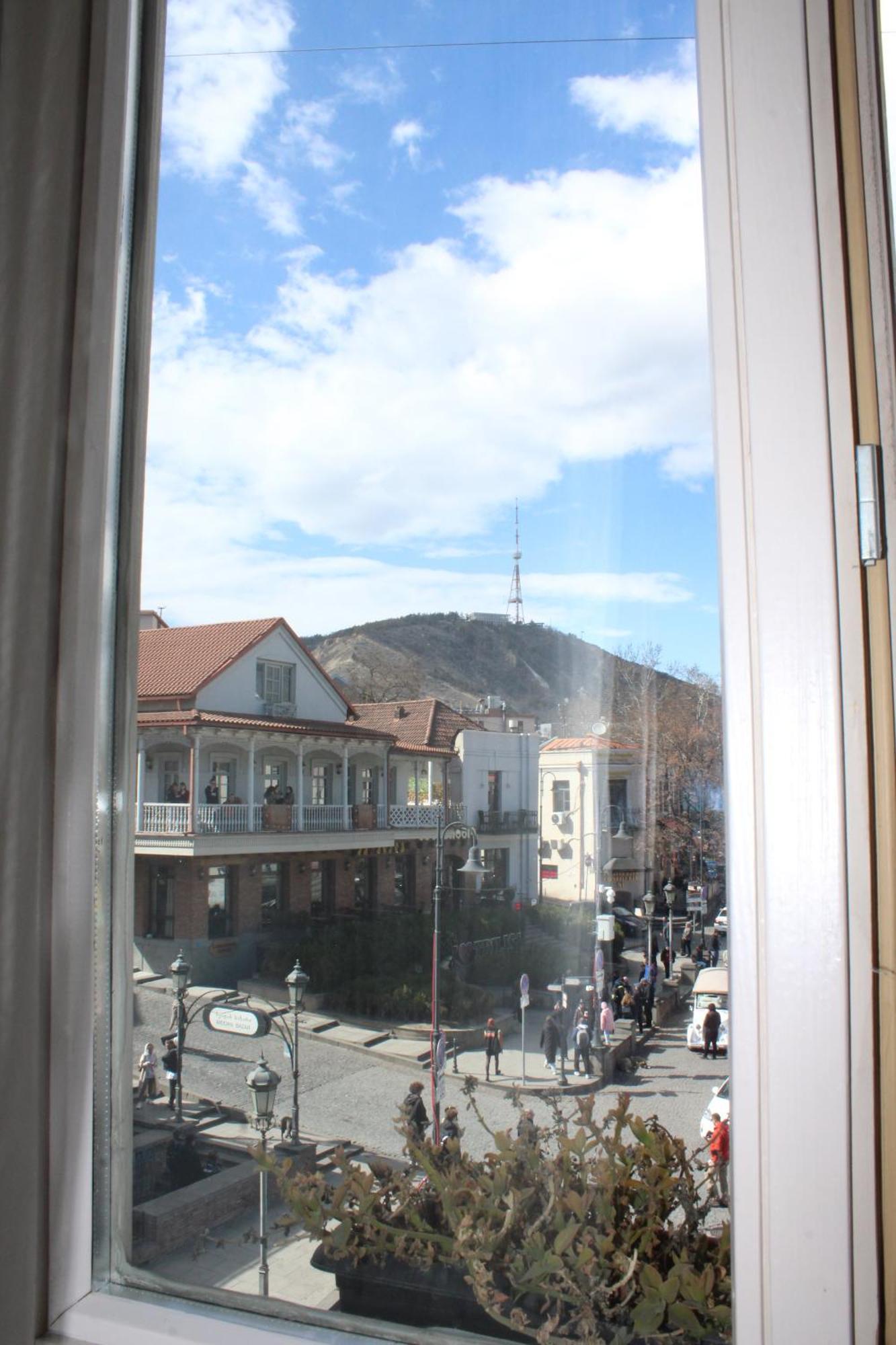 Meidan Inn Тбилиси Экстерьер фото