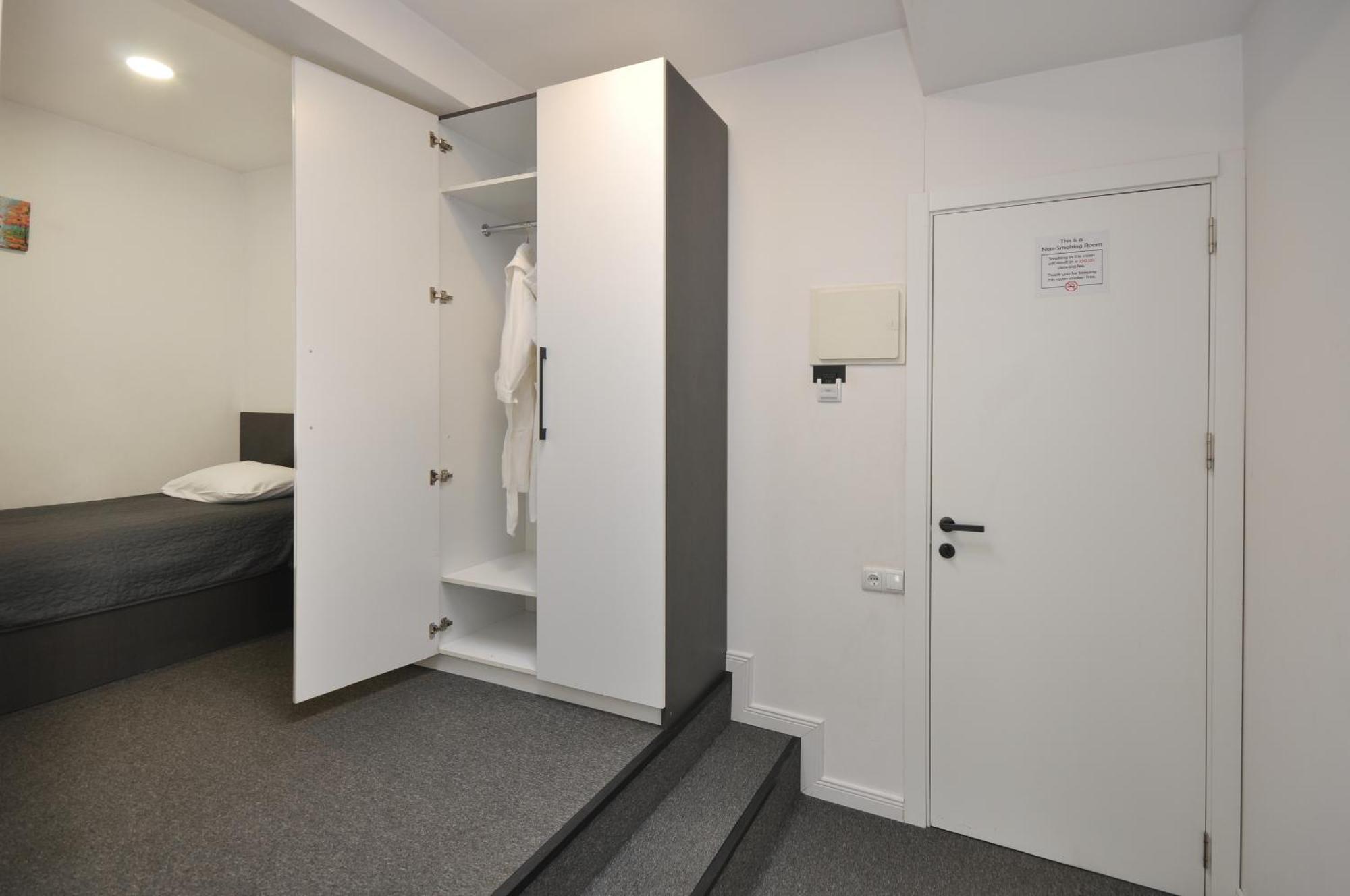 Meidan Inn Тбилиси Экстерьер фото