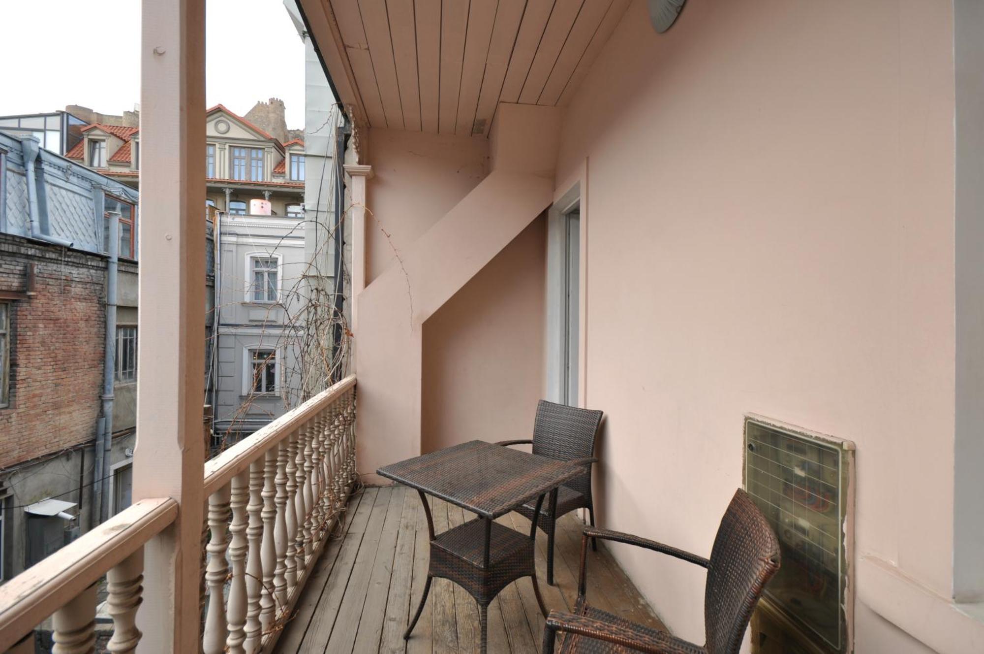 Meidan Inn Тбилиси Экстерьер фото