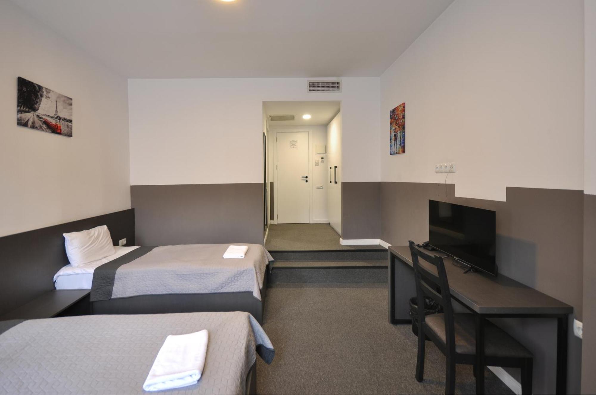 Meidan Inn Тбилиси Экстерьер фото